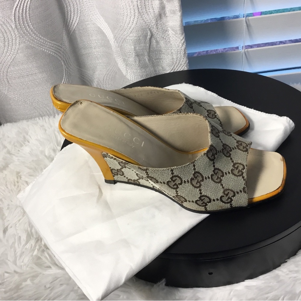 Gucci Beige Brown GG Canvas Open-Toe Slide Mules - Picture 5 of 12